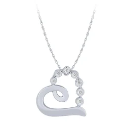 14K White Gold 1/20Ct Diamond Heart Pendant W/ 7 Diamonds